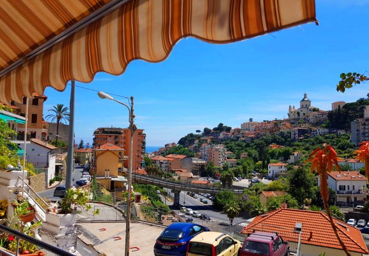 Villa i Sanremo, Imperia, Sanremo - € 385.000 | Ref: V3264 - foto 1