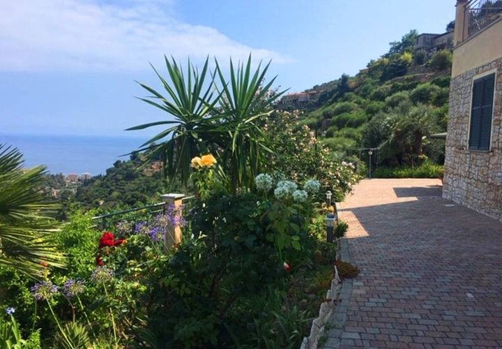 Villa i Bordighera, Imperia, Bordighera - € 745.000 | Ref: V3396 - foto 1