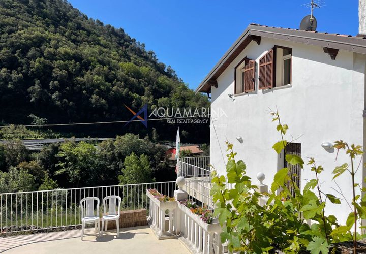Villa a Dolceacqua, Imperia, Dolceacqua - € 320.000 | Ref: 7517 - foto 1