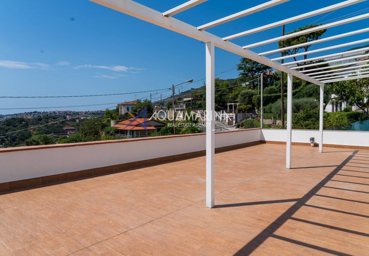 Villa i Sanremo, Imperia, Sanremo - € 350.000 | Ref: 7556 - foto 1