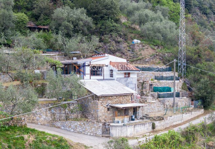 Villa a Apricale, Imperia, Apricale - € 160.000 | Ref: 13893 - foto 1