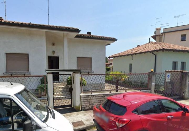 Villa a Monfalcone, Gorizia, Monfalcone - € 1.200/mes | Ref: 52 - foto 1