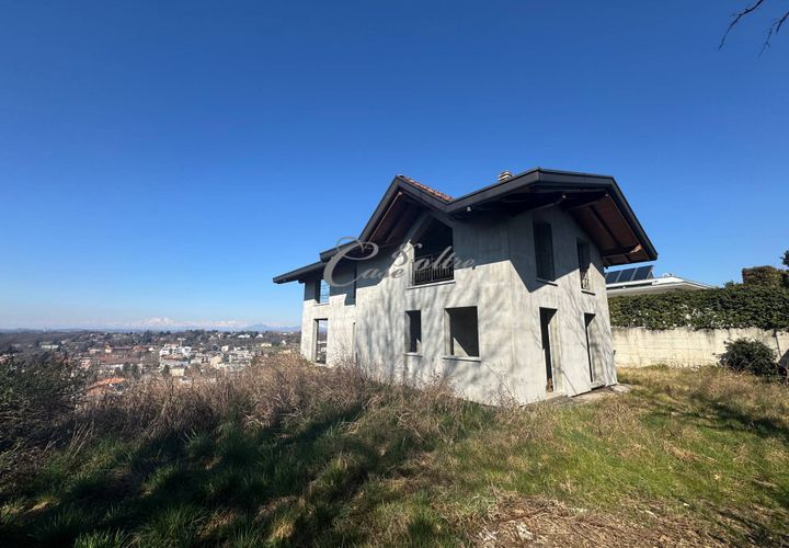 Villa i Cantu, Como, Cantu - € 450.000 | Ref: L720 - foto 1