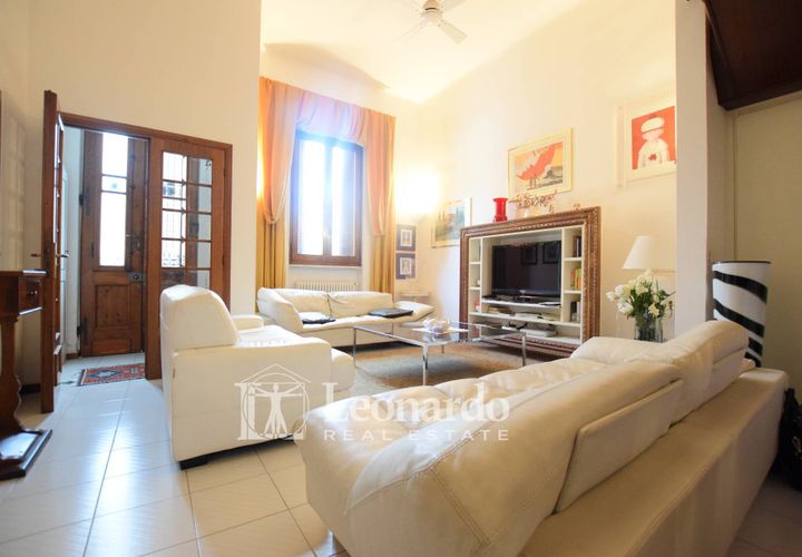 Villa a Viareggio, Lucca, Viareggio - € 750.000 | Ref: REA471 - foto 1