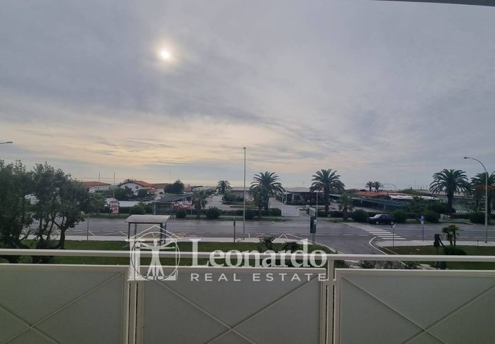 Lejlighed i Pietrasanta, Lucca, Pietrasanta - € 1.650.000 | Ref: REA498 - foto 1
