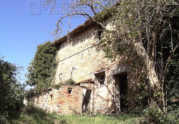 Landejendom i Urbino, Pesaro and Urbino, Urbino - € 79.000 | Ref: 1329B - foto 1