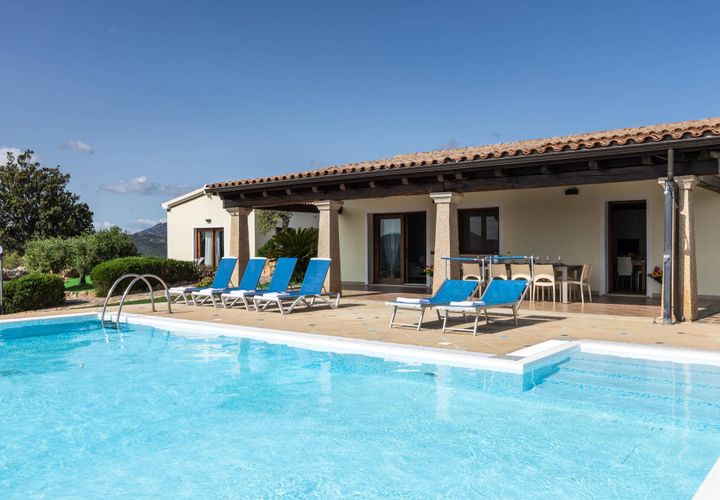 Villa i Olbia, Sassari, Olbia - € 1.750.000 | Ref: CBI040-778-10515 - foto 1