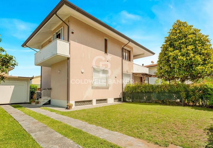Villa i Pietrasanta, Lucca, Pietrasanta - € 580.000 | Ref: CBI129-1110-130252 - foto 1