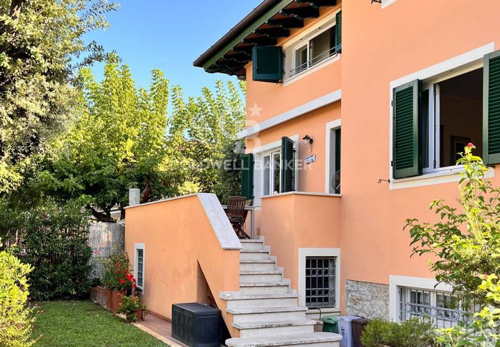 Villa i Pietrasanta, Lucca, Pietrasanta - € 780.000 | Ref: CBI129-2006-130311 - foto 1