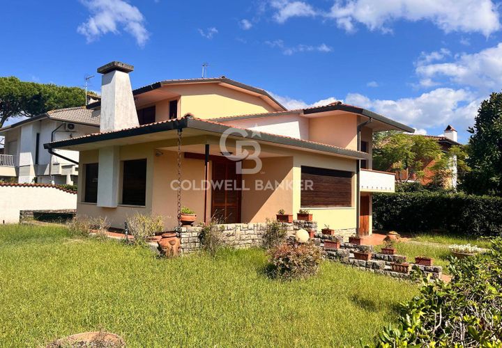 Villa i Pietrasanta, Lucca, Pietrasanta - € 1.200.000 | Ref: CBI129-2006-130321 - foto 1