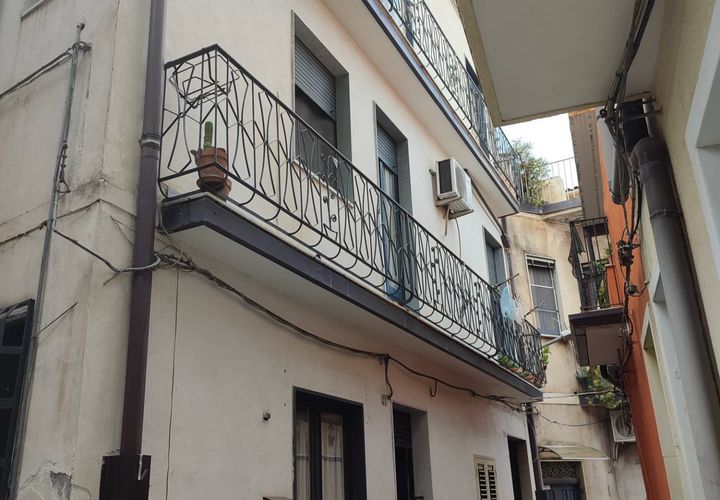 Villa a Paterno, Catania, Paterno - € 85.000 | Ref: 572 - foto 1
