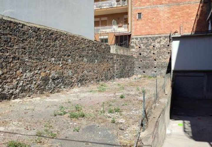 Terra a Paterno, Catania, Paterno - € 30.000 | Ref: 607 - foto 1