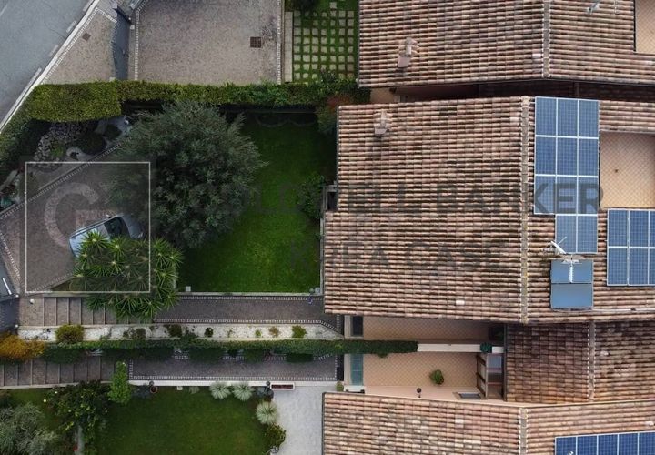 Villa a Frascati, Rome, Frascati - € 850.000 | Ref: CBI143-2042-8083 - foto 1