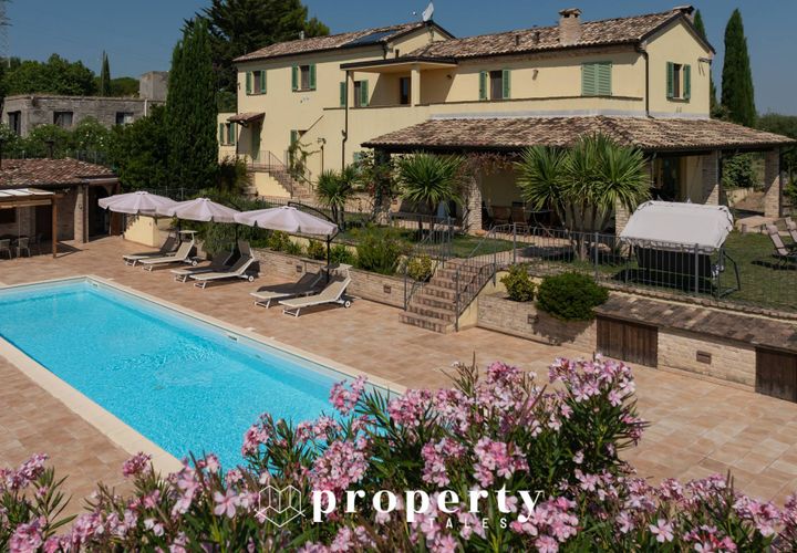 Villa a Ripatransone, Ascoli Piceno, Ripatransone - € 1.300.000 | Ref: 114 - foto 1
