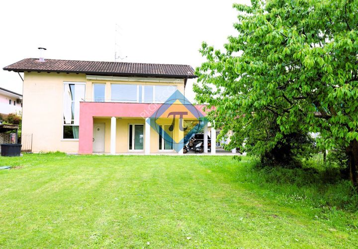 Villa a Cordenons, Pordenone, Cordenons - € 495.000 | Ref: 305 - foto 1
