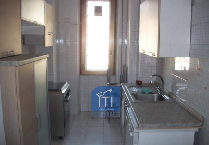 Villa a Rome, Rome, Rome - € 550/mes | Ref: ITI 048-SU38490 - foto 1