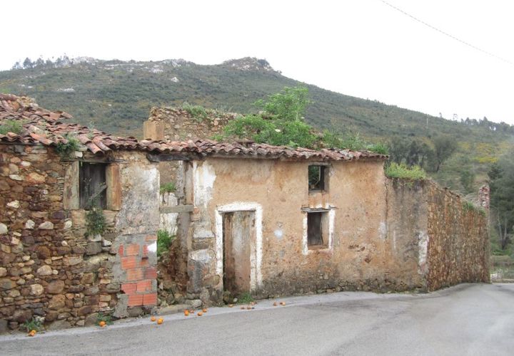Ruinere i Macao, Santarem, Macao - € 39.000 | Ref: P24-219 - foto 1