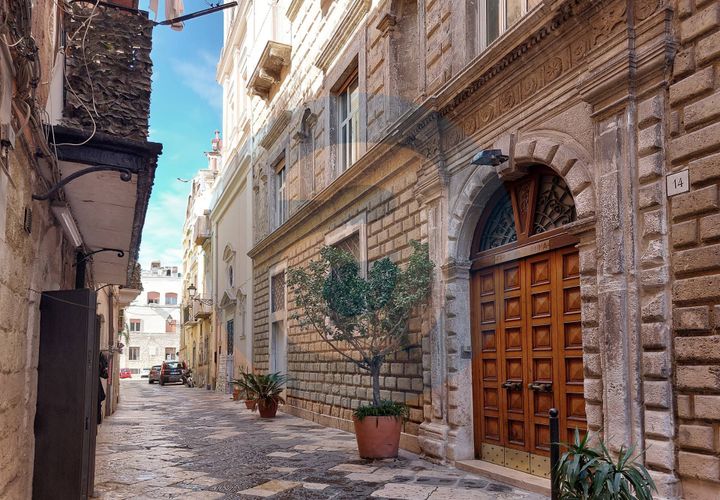 Erhvervsejendom i Bari, Bari, Bari - € 3.250.000 | Ref: Palazzo_Persia_Diana_Strada_San_Bartolomeo - foto 1