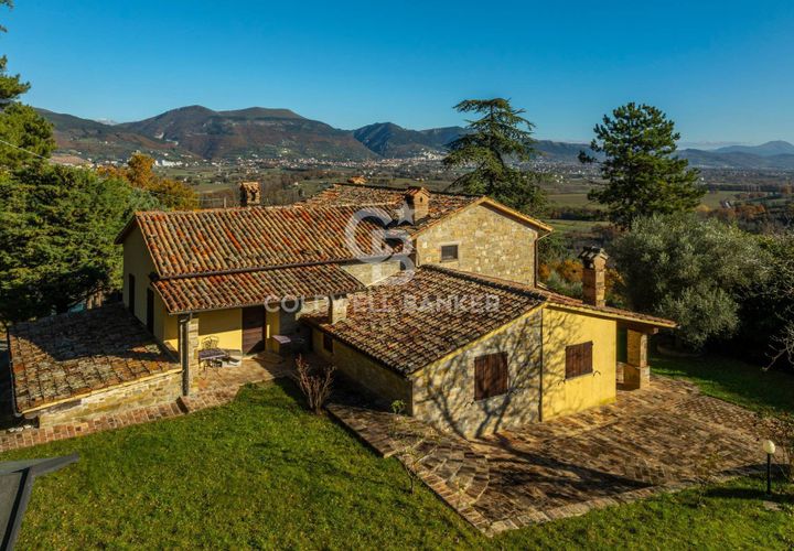Landejendom i Gubbio, Perugia, Gubbio - € 595.000 | Ref: CBI134-1917-133 - foto 1