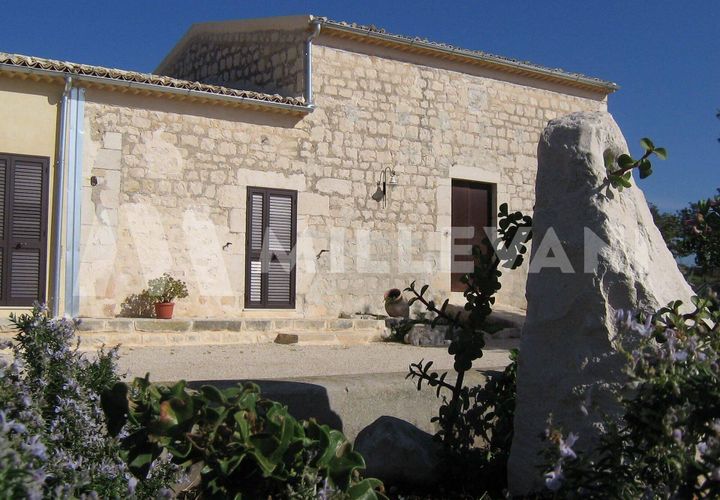 Landejendom i Ragusa, Ragusa, Ragusa - € 750.000 | Ref: 669 - foto 1