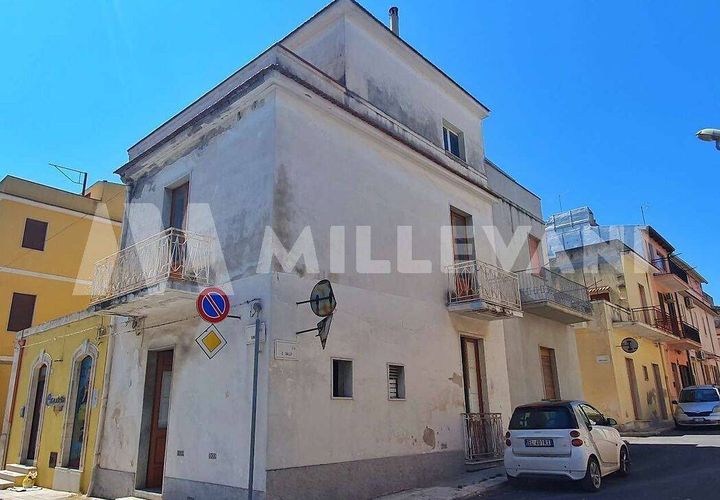 Villa a Rosolini, Siracusa, Rosolini - € 50.000 | Ref: 63 - foto 1