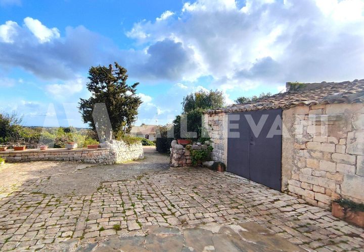 Landejendom i Scicli, Ragusa, Scicli - € 200.000 | Ref: 1235 - foto 1