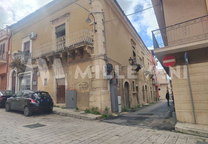 Næringseiendom i Comiso, Ragusa, Comiso - € 160 000 | Ref: 1241 - foto 1