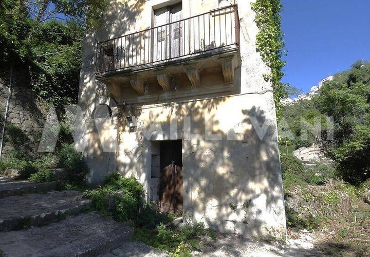 Villa i Ragusa, Ragusa, Ragusa - € 75.000 | Ref: 1291 - foto 1