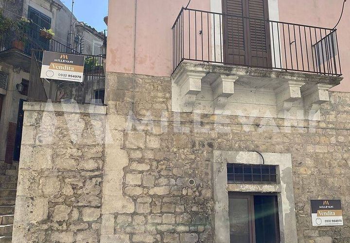 Villa i Modica, Ragusa, Modica - € 30.000 | Ref: 1310 - foto 1