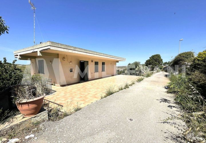 Villa i Ragusa, Ragusa, Ragusa - € 160.000 | Ref: 1328 - foto 1
