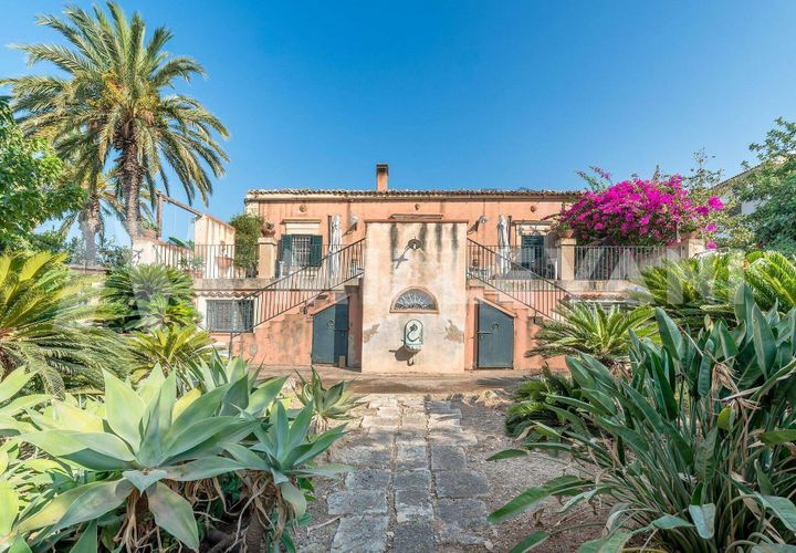Villa i Ragusa, Ragusa, Ragusa - € 990.000 | Ref: 1347 - foto 1