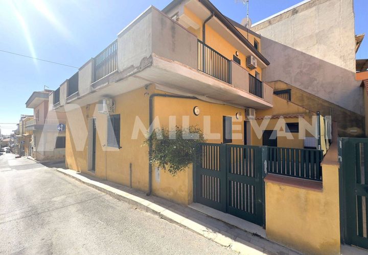 Lejlighed i Ragusa, Ragusa, Ragusa - € 249.000 | Ref: 1352 - foto 1