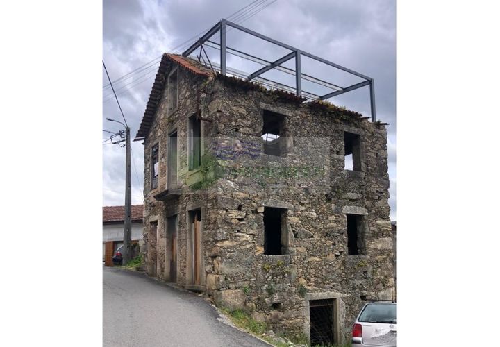 Villa i Sever do Vouga, Aveiro, Sever do Vouga - € 74.000 | Ref: CAS_1739 - foto 1