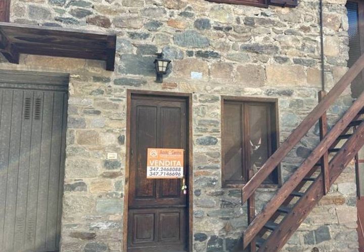 Landejendom i Fenis, Aosta Valley, Fenis - € 29.000 | Ref: 45935 - foto 1