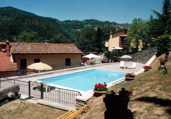 Villa a Dicomano, Florence, Dicomano - € 550.000 | Ref: AMAD20 - foto 1