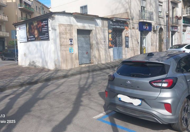 Erhvervsejendom i Eboli, Salerno, Eboli - € 50.000 | Ref: 1587412 - foto 1