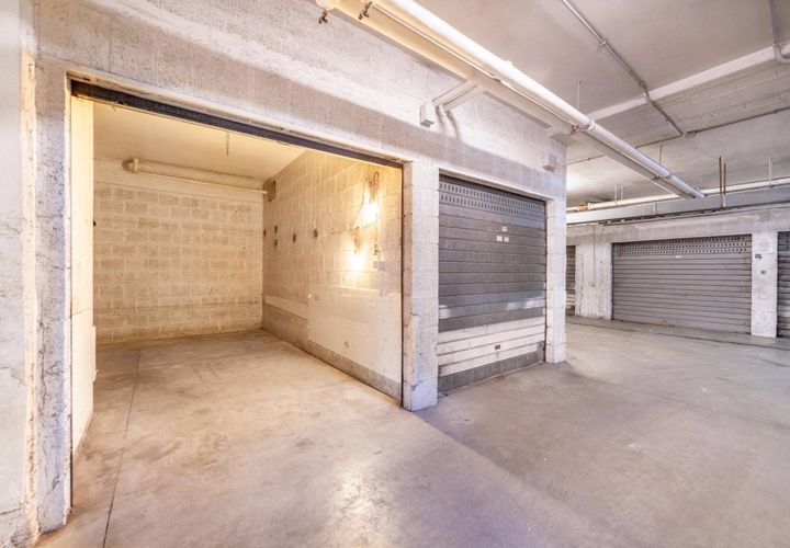 Espai d'estacionament a Rome, Rome, Rome - € 22.000 | Ref: AR00962 - foto 1