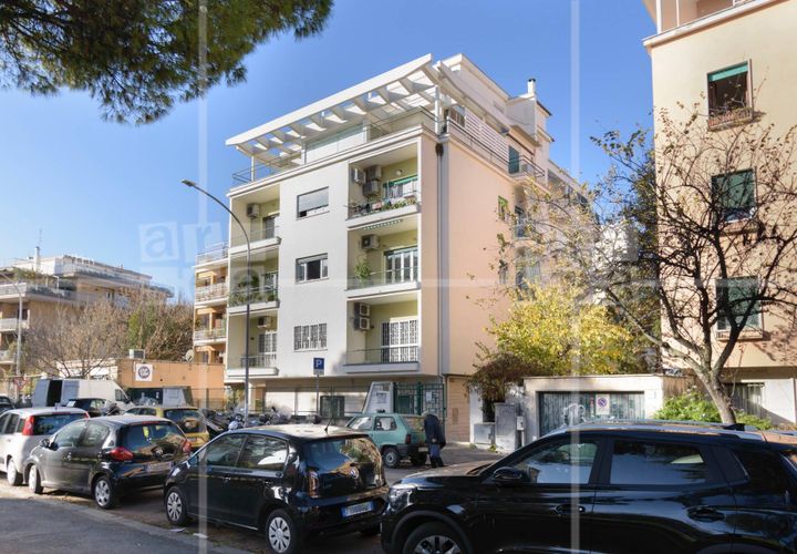 Lejlighed i Rome, Rome, Rome - € 570.000 | Ref: AR01786300483 - foto 1
