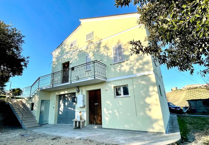 Villa i Castignano, Ascoli Piceno, Castignano - € 115.000 | Ref: v1713 - foto 1