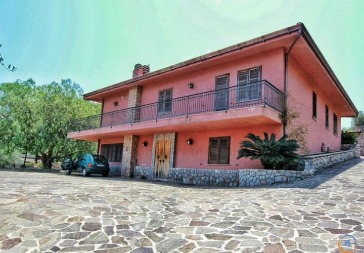 Villa a Palermo, Palermo, Palermo - € 480.000 | Ref: Unicasa31 - foto 1