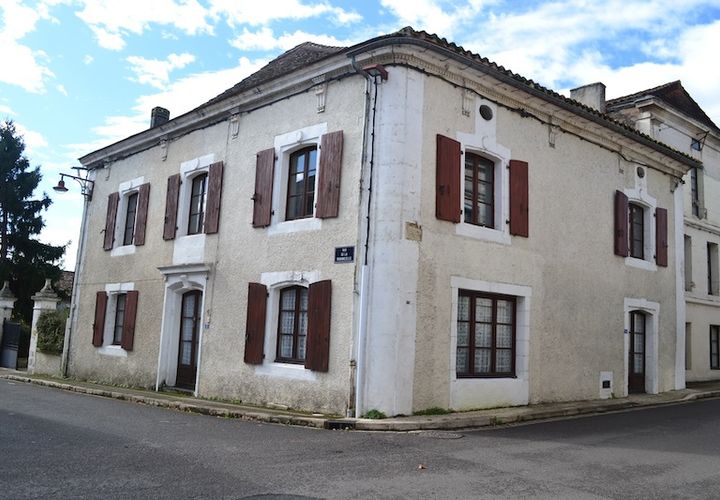 Villa a Saint-Severin, Charente, Saint-Severin - € 262.500 | Ref: 97 - foto 1