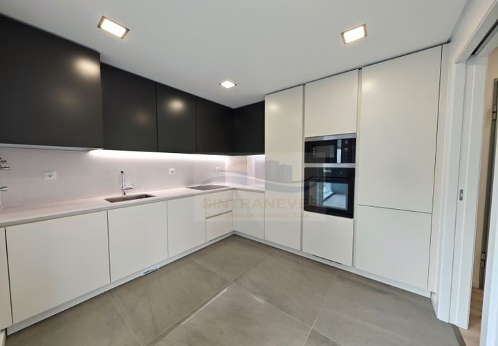 Lejlighed i Carcavelos, Lisbon, Carcavelos - € 770.000 | Ref: AP9569 - foto 1