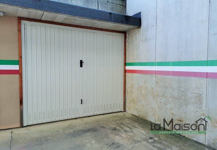 Parkeringsplads i Ivrea, Turin, Ivrea - € 20.000 | Ref: 68LM - foto 1