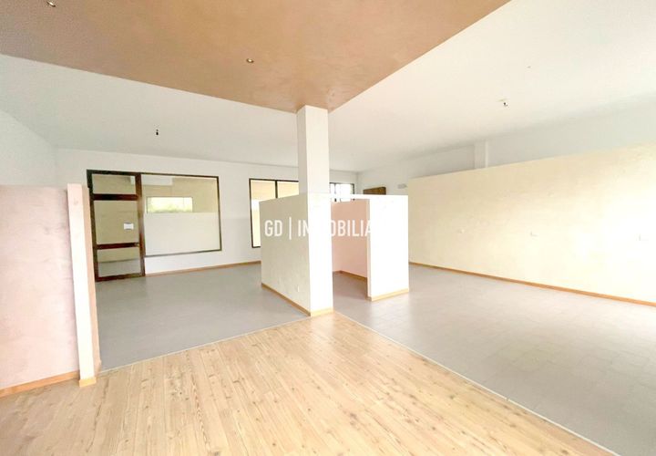 Erhvervsejendom i Cornuda, Treviso, Cornuda - € 49.000 | Ref: G102 - foto 1