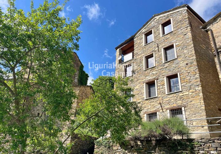 Villa a Rezzo, Imperia, Rezzo - € 305.000 | Ref: 6V28 - foto 1