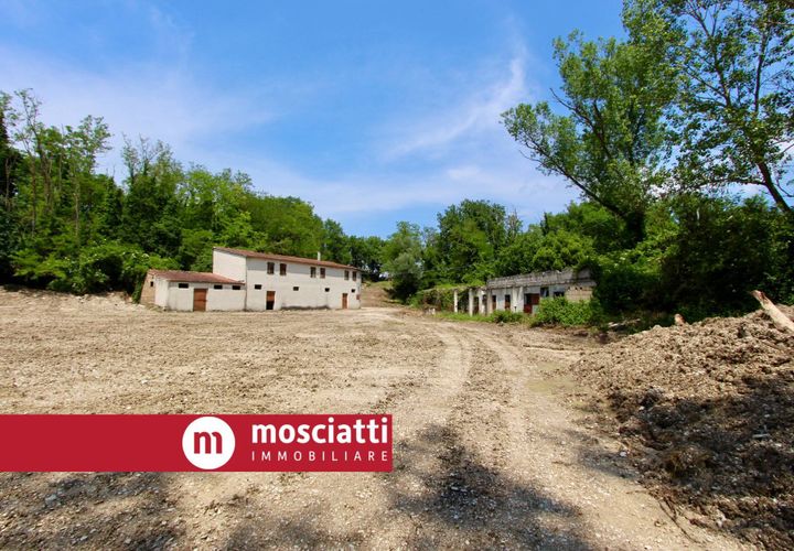 Erhvervsejendom i Matelica, Macerata, Matelica - € 60.000 | Ref: C14/4 - foto 1