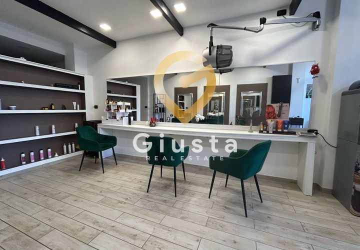 Erhvervsejendom i Brindisi, Brindisi, Brindisi - € 40.000 | Ref: 9090-91378 - foto 1
