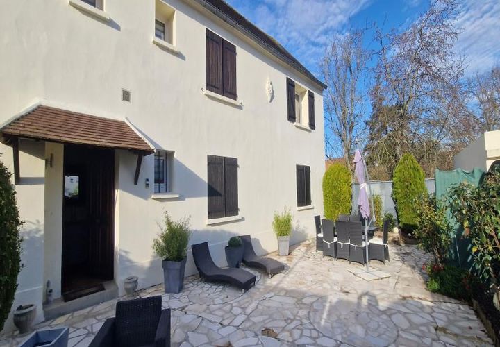 Lejlighed i Plailly, Oise, Plailly - € 279.000 | Ref: 84019 - foto 1