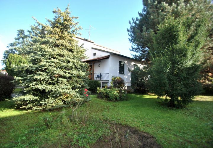 Villa i Vimercate, Monza and Brianza, Vimercate - € 398.000 | Ref: 2401 - foto 1