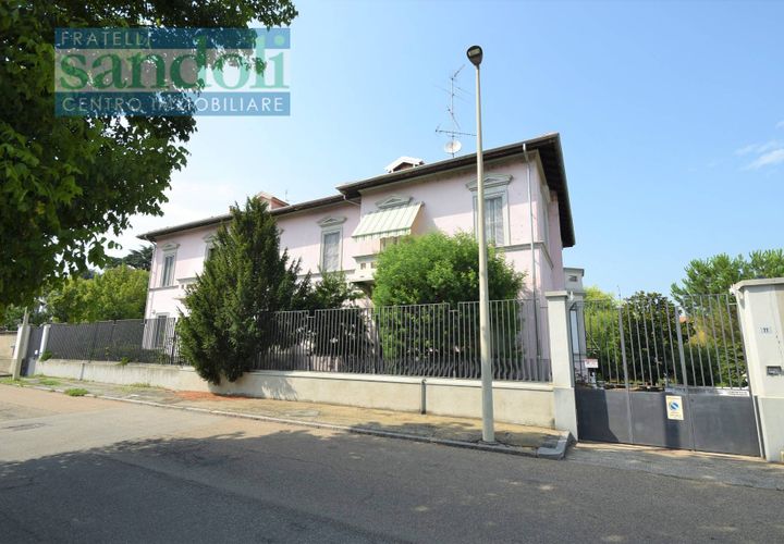 Villa i Vercelli, Vercelli, Vercelli - € 400.000 | Ref: 7225 - foto 1